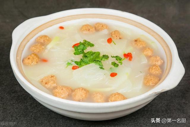 减肥午餐食谱：精心挑选的低热量午餐食谱，帮助你健康减肥！