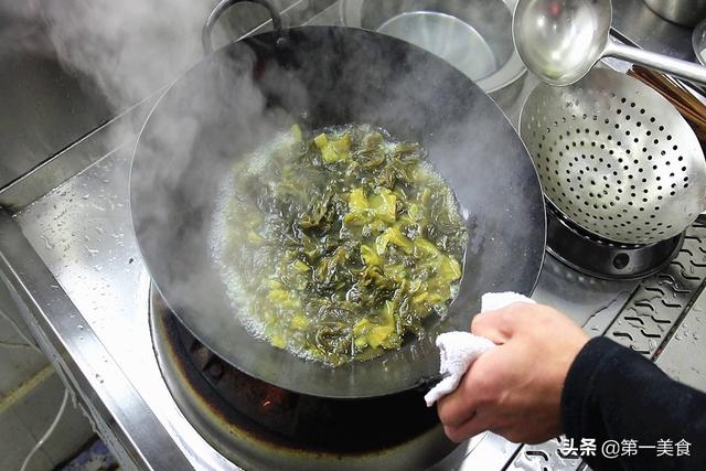 酸菜鱼的做法最地道，味道十足勾起胃口！