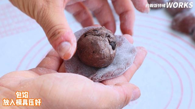 冰皮月饼制作方法：制作冰皮月饼的材料准备和制作步骤分享