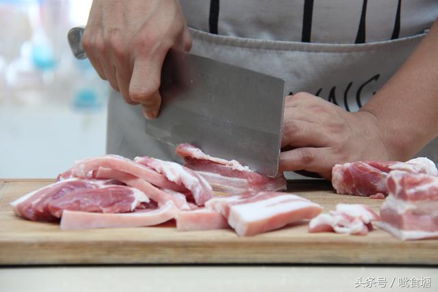 米粉肉的做法视频：用视频教你制作米粉肉，包含详细步骤和技巧讲解