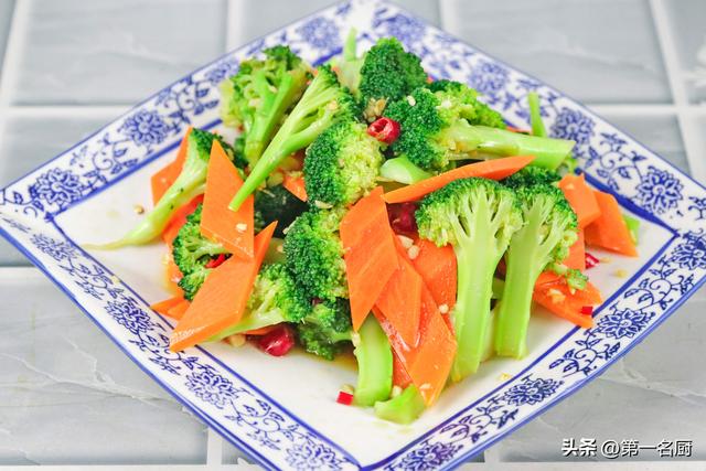 快速减肥食谱：推荐几款高效快速减肥食谱，告别困扰