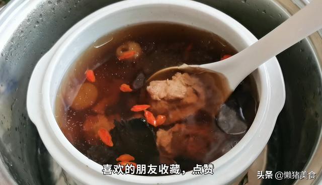 杜仲猪骨汤：养生滋补佳品，教你制作营养丰富的杜仲猪骨汤