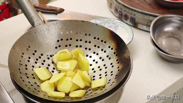 地三鲜的做法，家常下饭好选择！