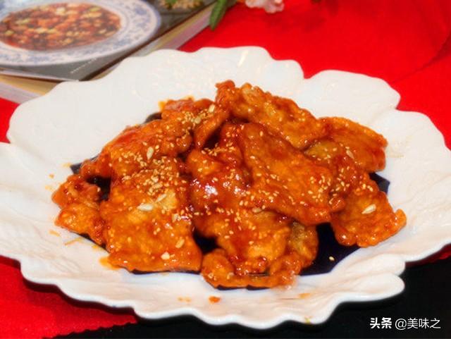 锅包肉的做法大全：传统锅包肉制作步骤详解，锅包肉的炸制时间和调味品建议