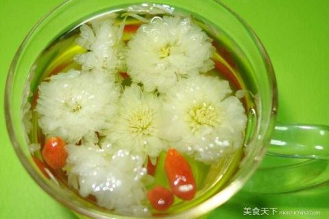 冰糖菊花枸杞茶